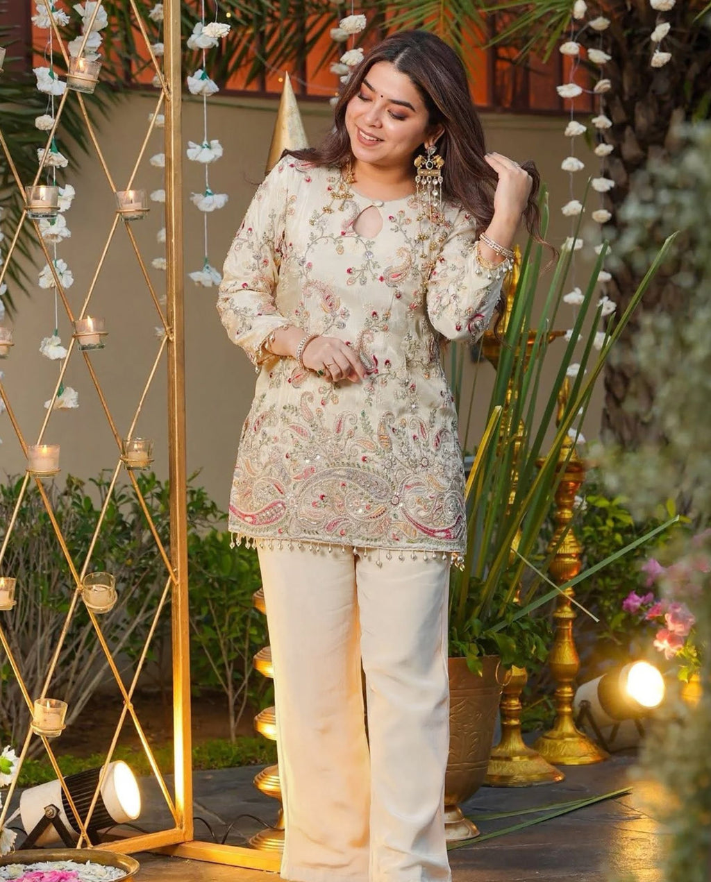 Dune - Ivory Bloom Soft Luxe Embroidered Kurti Set