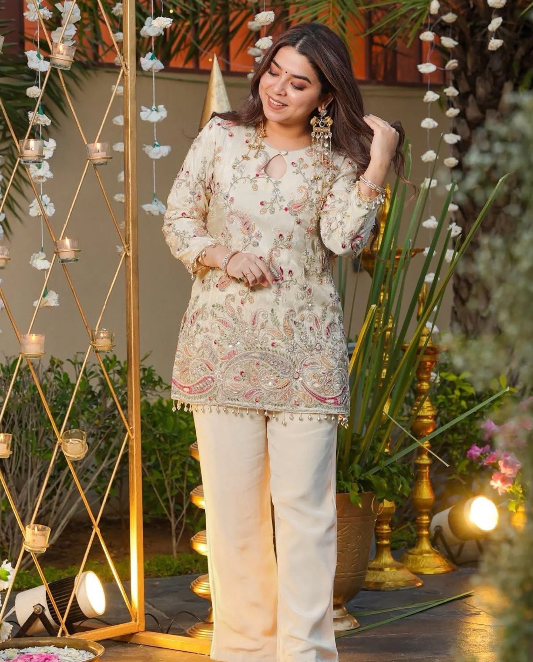 Dune - Ivory Bloom Soft Luxe Embroidered Kurti Set