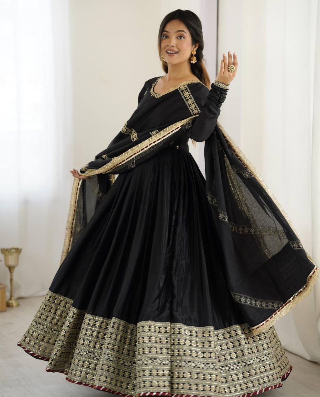 Sable – Midnight Black Regal Threadwork Embroidered Festive Anarkali Set