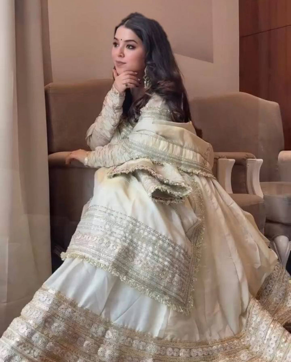 Sable – Ivory Luxe Thread Embroidered Flowing Festive Anarkali Set