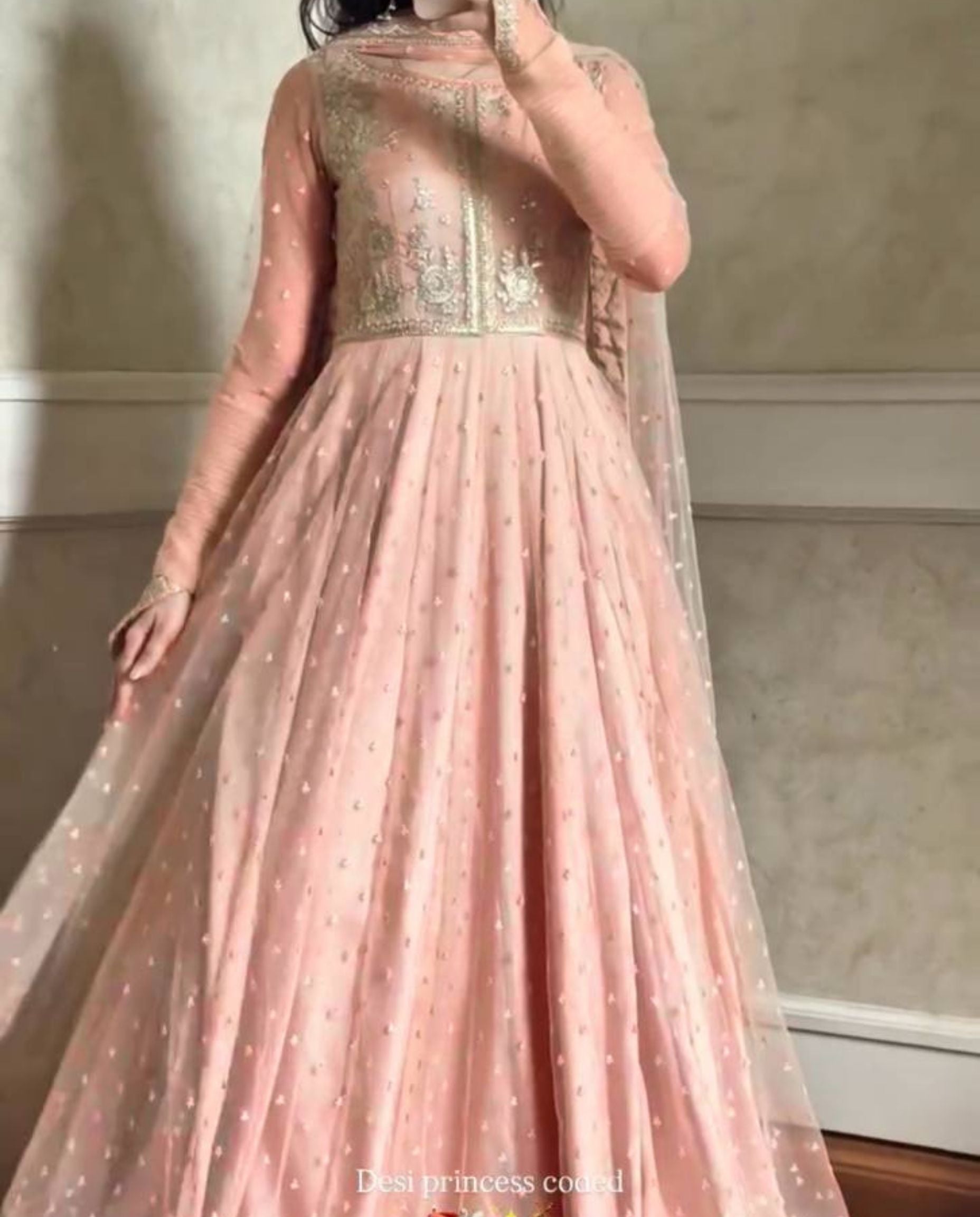 Quin – Blush Embroidered Flow Gown Set