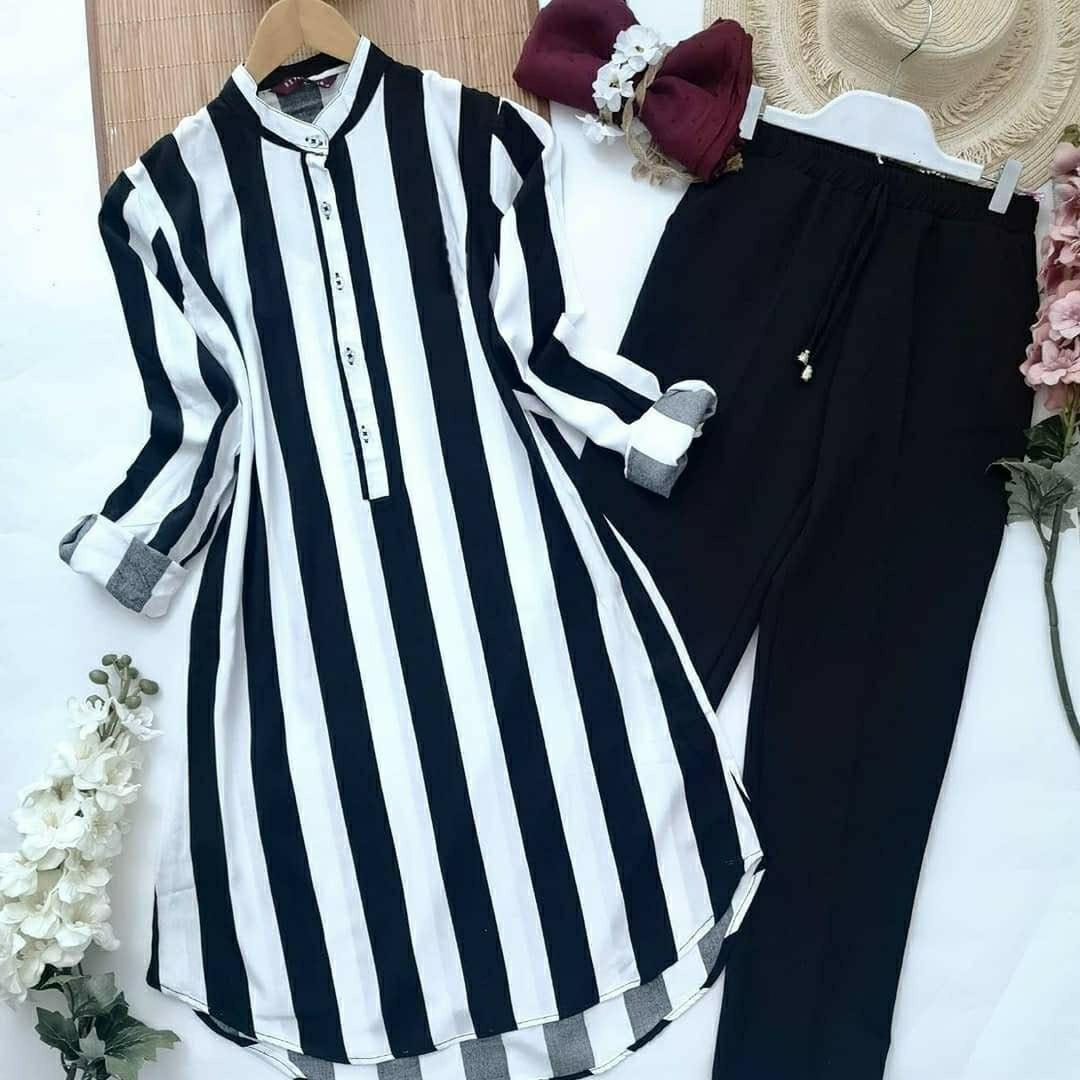 Strip Black Printed