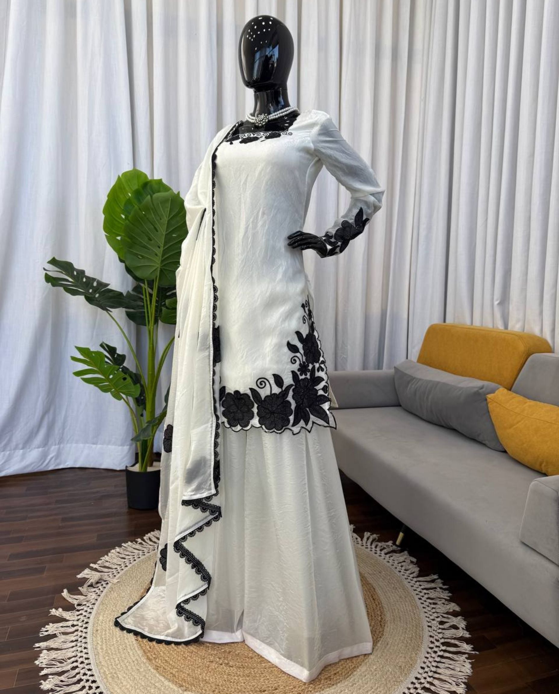 Aiko – Ivory Floral Embroidered Fusion Set